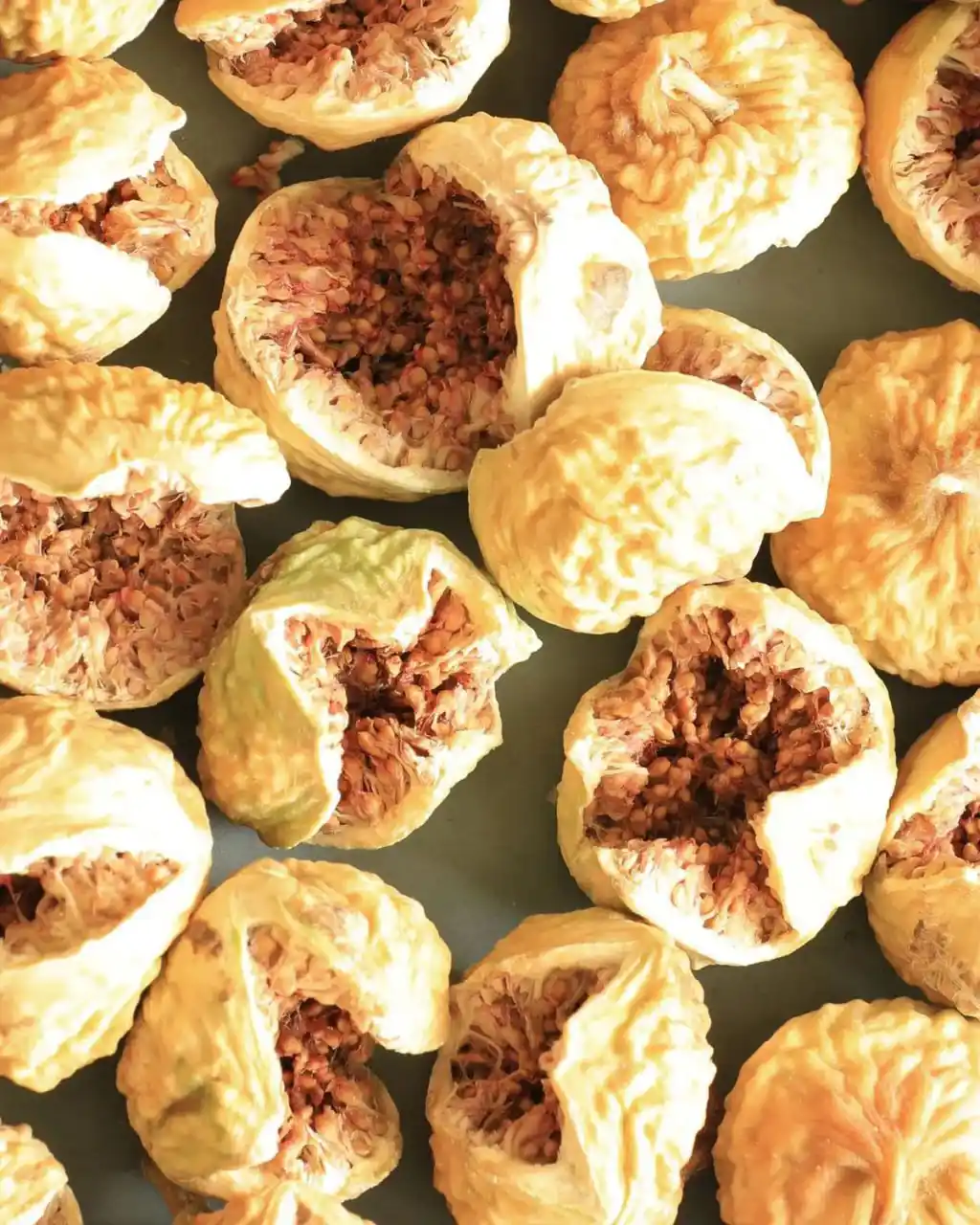 Premium Persian dried figs